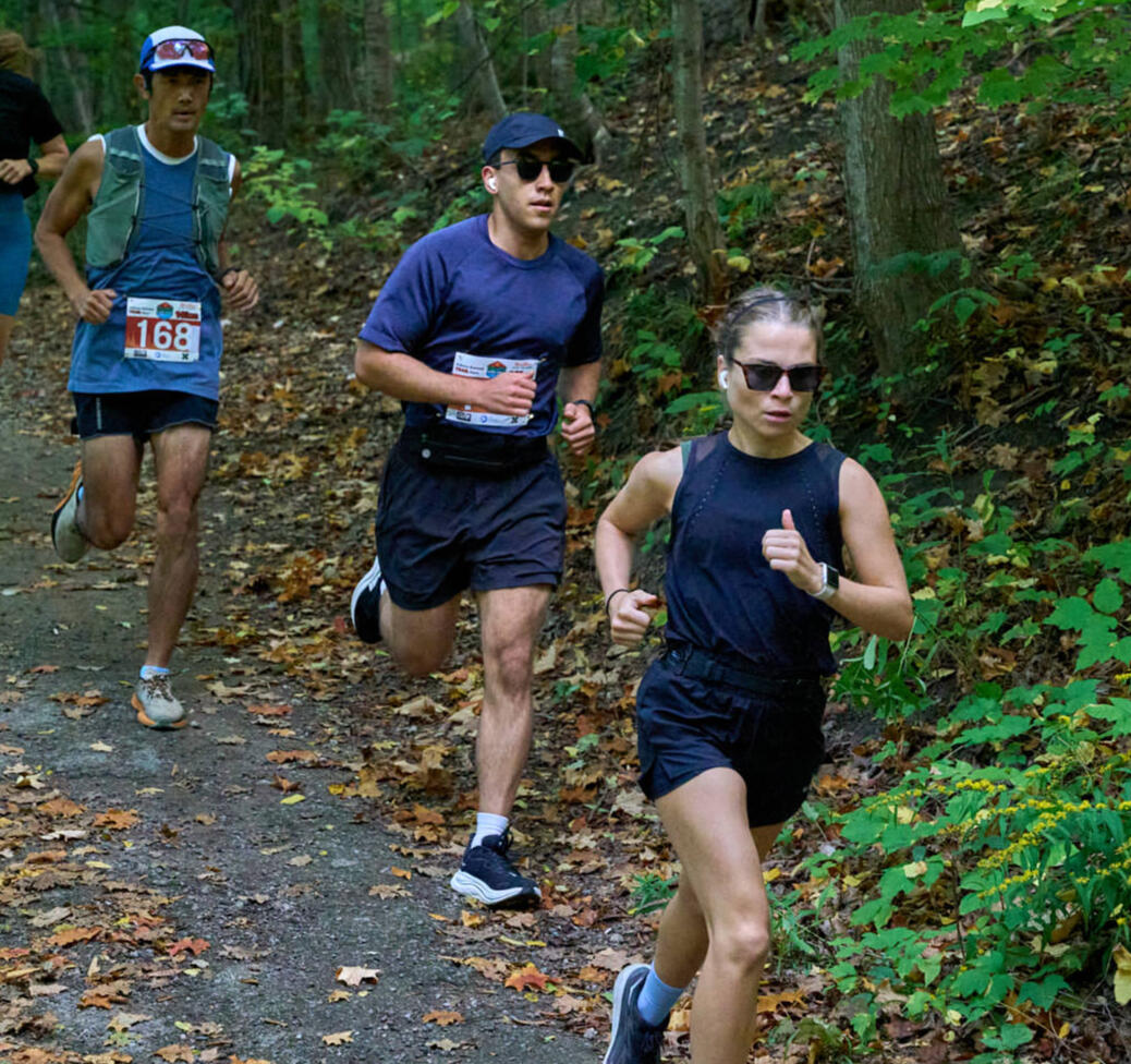 21k - Dare we say it? This might just be the most breathtaking race route in all of Hamilton! Start with a smooth warm-up on the paved paths of King’s Forest, then tackle the relentless Albion climb before hitting the rugged, technical Bruce Trail for the